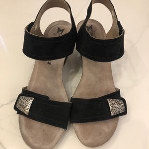 Mephisto wedge sandal size 40